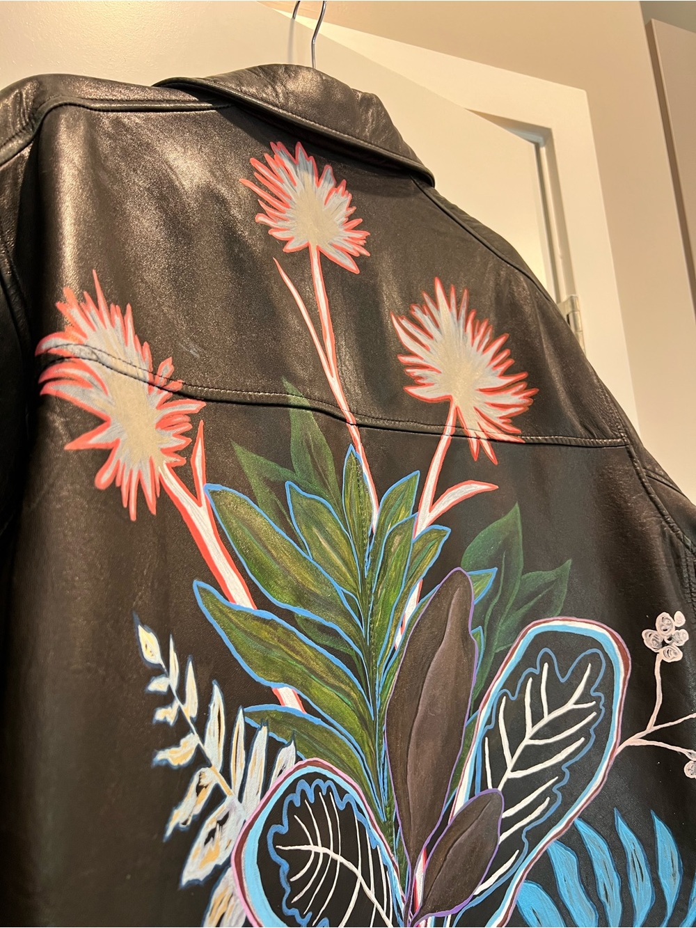 Dockers Black Leather Jacket with Hand-Painted Floral Design - Picture 7 of 8